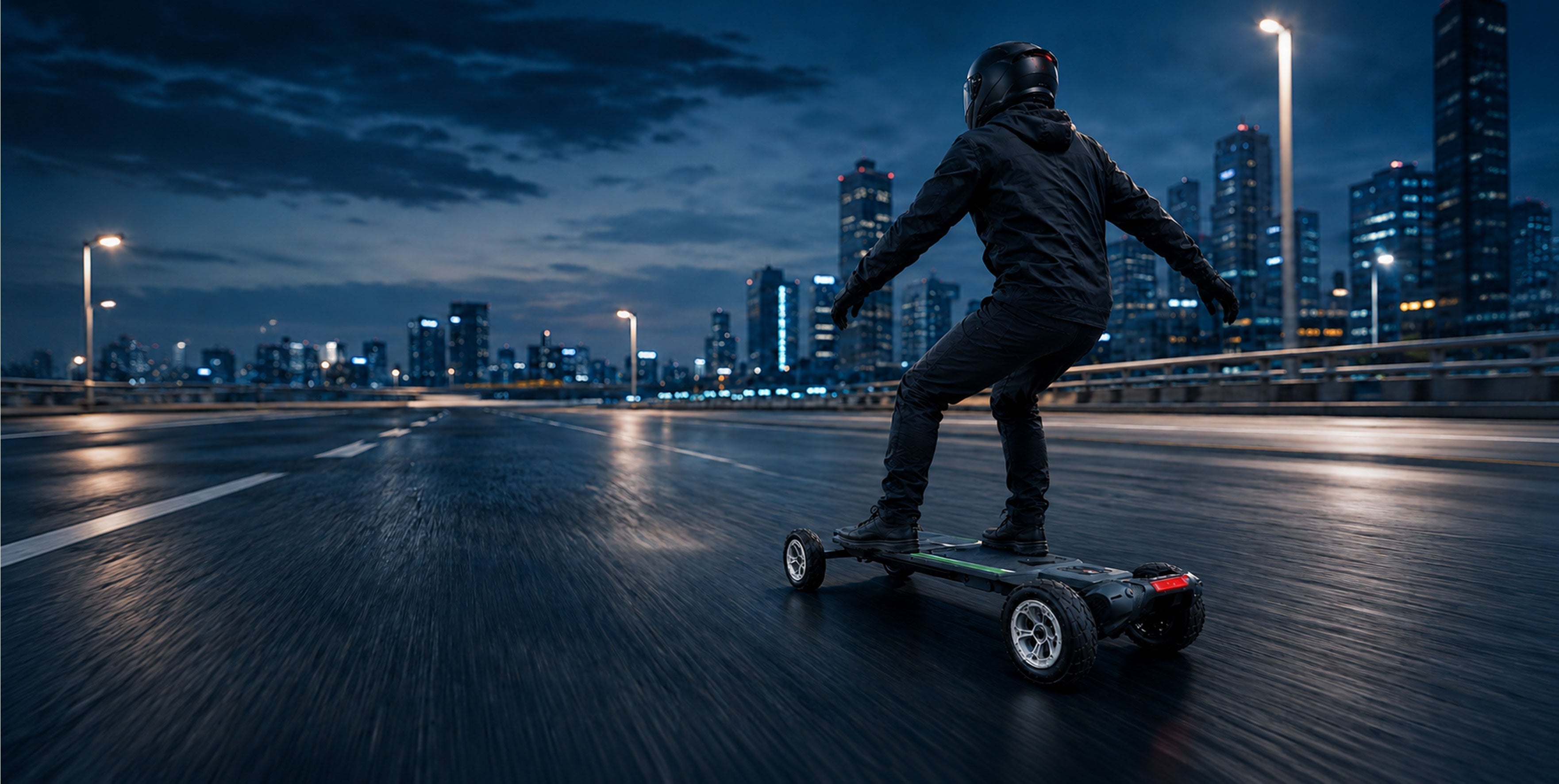 Rider braking on a MAXFIND CYBER ULTRA