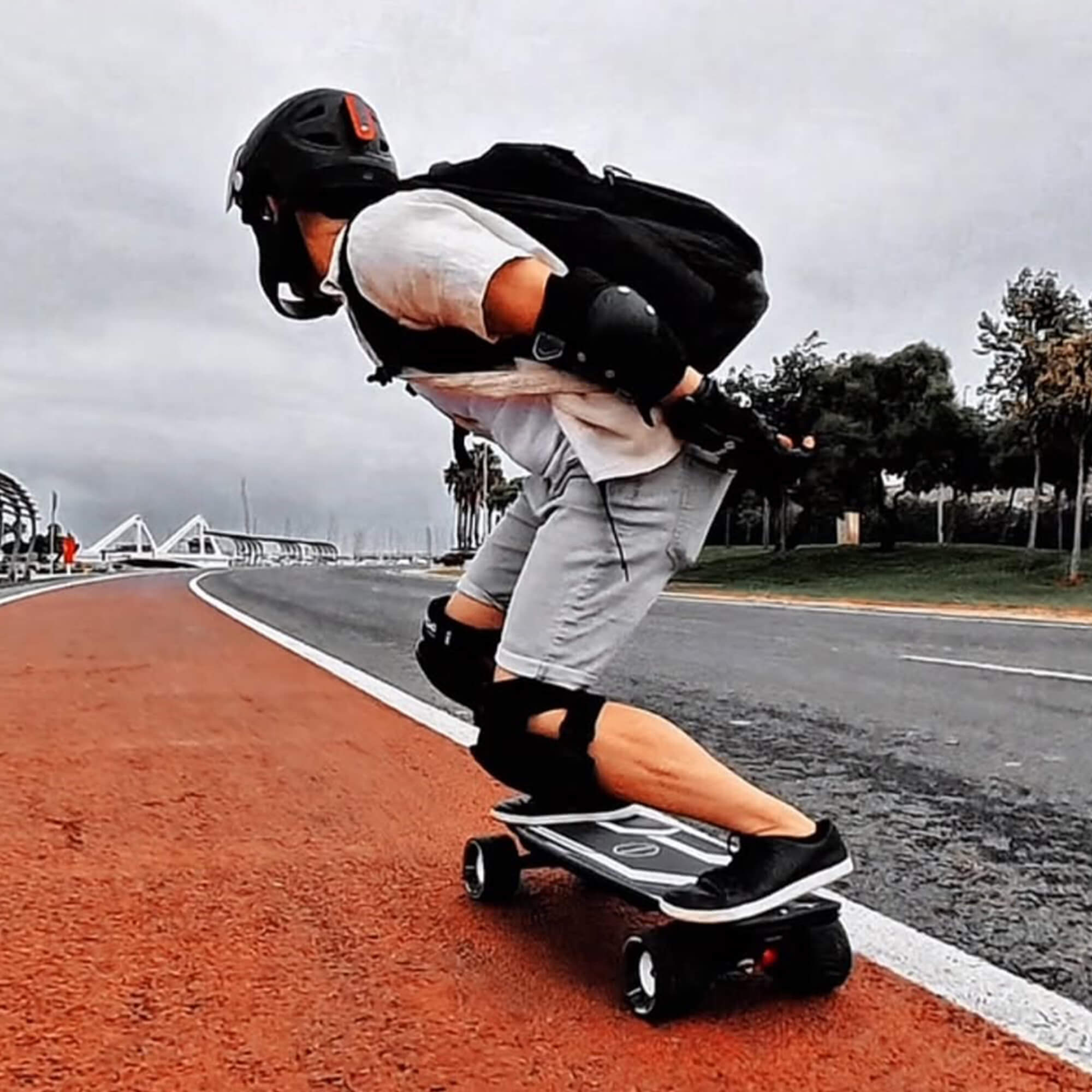 mini electric skateboard