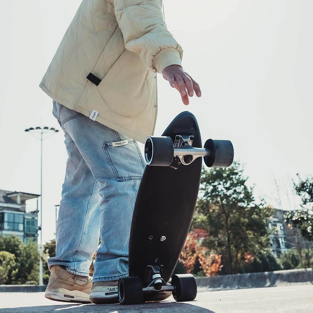 maxfind max one electric shortboard